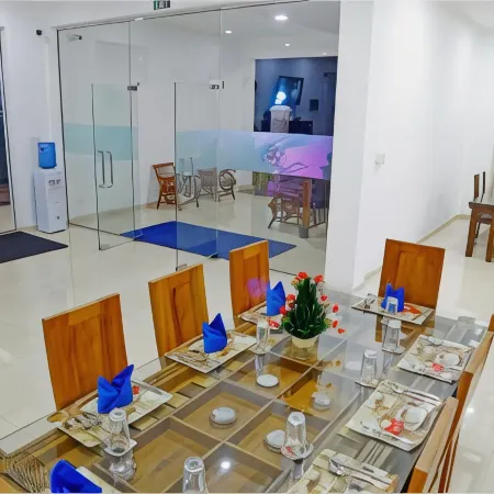 Ronaka Airport Transit Hotel