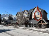 Spectacular Mountain Views! Unique & Rare End Unit 2 Storey Condo + 2 balconies!