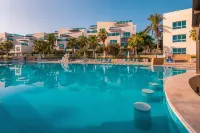 Radisson Blu Resort Fujairah - Pools