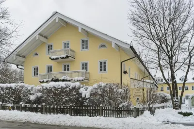Hotel Limmerhof فنادق في Brunnthal
