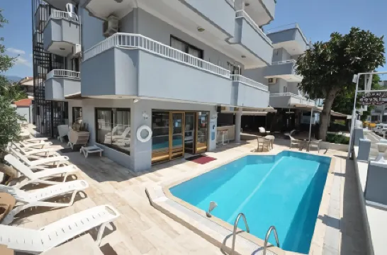 Defne & Zevkim Hotel Отели рядом с достопримечательностью «Мармарис»