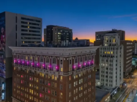 モクシー フェニックス ダウンタウン フェニックスのホテル