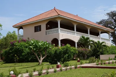 Lemon Creek Hotel Resort