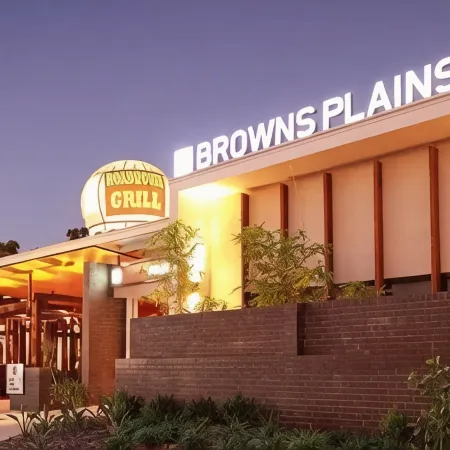 Browns Plains Hotel