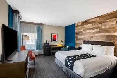 La Quinta Inn & Suites by Wyndham Pittsburg