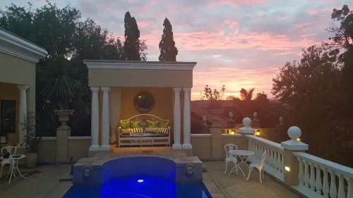 Villa Lugano Guesthouse - Homestays