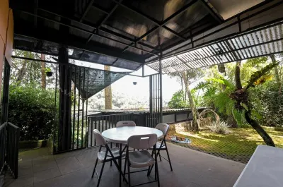 Villa Damai Lembang Hoteles en Gudangkahuripan