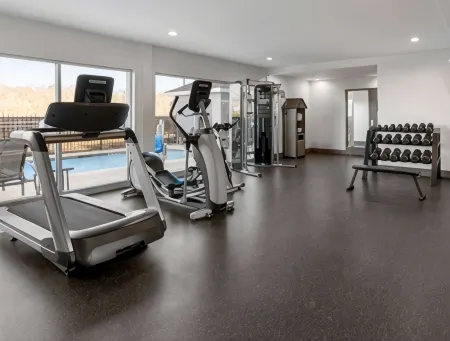 La Quinta Inn & Suites by Wyndham Locust Grove