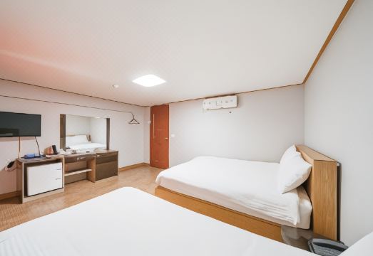 호텔지 객실 내부