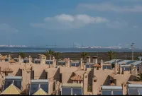 avid hotel PUEBLO NORTH by IHG - 2-Star