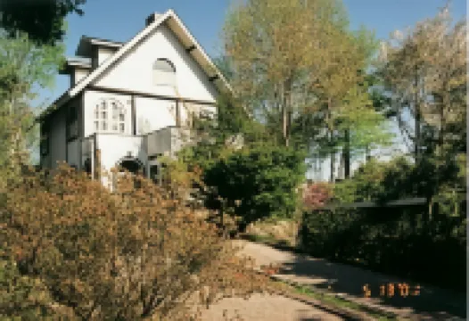 Home Pension White Rinrin