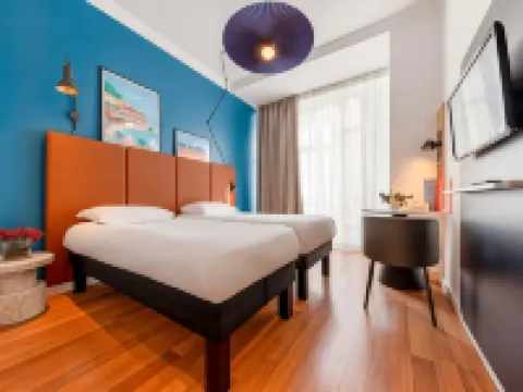 宜必思尼斯中心聖母大教堂酒店