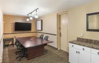 Extended Stay America Suites - Milwaukee - Brookfield