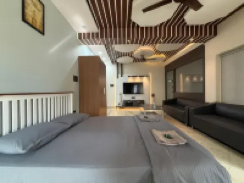 Mushrooms Hotels in Bogmalo