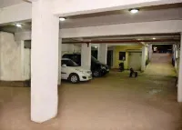Hotel Vaishnavi - parking