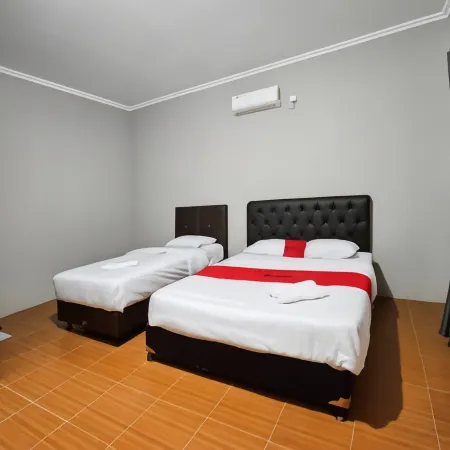 RedDoorz near Maulana Yusuf Stadium Serang