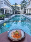 Vrest Hotel Otres Beach - Infinity Pools