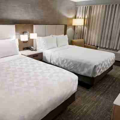DoubleTree by Hilton Buena Park Rooms