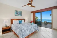 Oceanfront Luxury Penthouse Condo w/AC in North Shore’s Premier Property - Beach