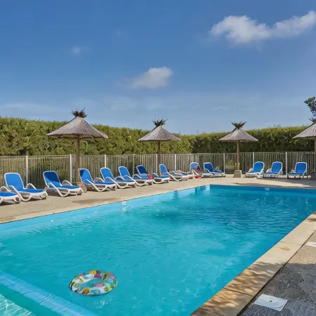 Odalys Terre Marine Residence Отели в г. Сен-Пьер-д'Олерон