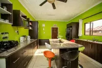 Sweet Haven Holiday Lodge - 2-Star