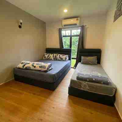 Lot 925 - A’Famosa Resort covered Pool Pickleball BBQ Rooms
