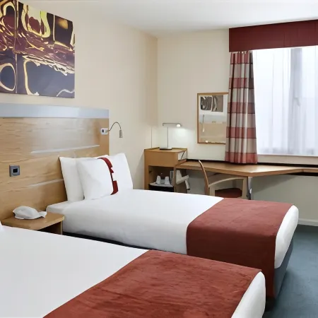 Holiday Inn Express CARDIFF BAY by IHG