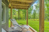 Secluded House by the Creek in charming Cresco