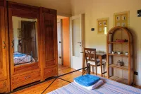 Splendid farmhouse in Val d'Orcia with private swimming pool and sauna