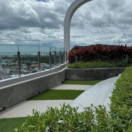 One Bedroom Apartment with Sea & Mountain View.