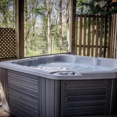 Cabin Near PGA Tour Asheville - Relax after the Round in a Hot Tub