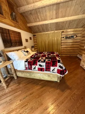 Cabin in West Yellowstone