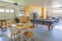 兩棟小木屋秀美的米尼貝爾湖畔度假屋 - 非常適合家庭入住！ - 民宿