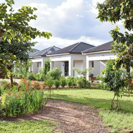 Chalo villa's and farm