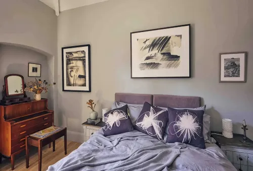 Easel Cottage Near Wells: an Art-Filled Hideaway Adjacent to Andelli Art Gallery