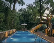 Hongcun Village Tachuan in the Wild · Hot Spring Resort - Rooftop Pools