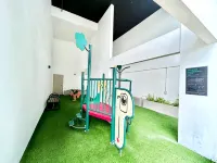 Jeff and Ricky Homestay@Gala 97. - 신규