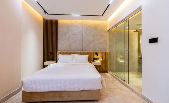 Emerald Dhaka Luxury Hotel