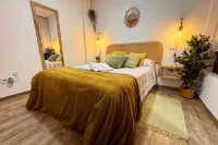 Roman Cave Suite * Flexible check-in