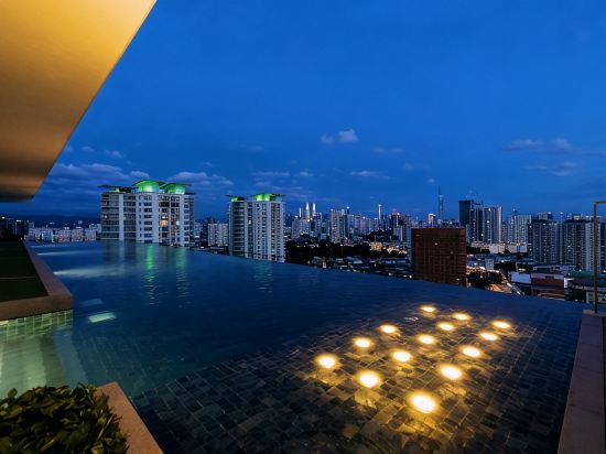 THE PANO BY FEEL HOME