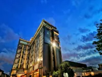 Sky Dome Resotel Hotels near Royal Thai Army