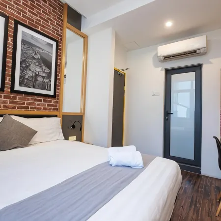B Street Hotel Отели рядом с достопримечательностью «Рыбацкая деревня Chew's Jetty»