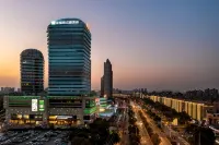 Wyndham Garden Wuxi Huishan - Bjergudsigt