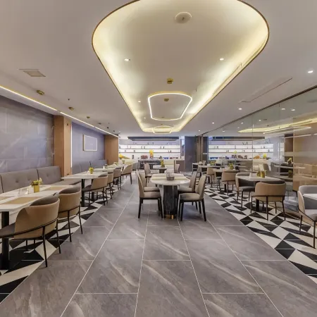 Homeinn Plus Hotel (Huaibei Huaihai East Road Wuyue Plaza)