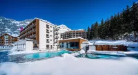 Le Bristol Leukerbad - Pools