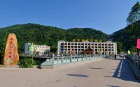 Longguizhai Waterfall Hotel