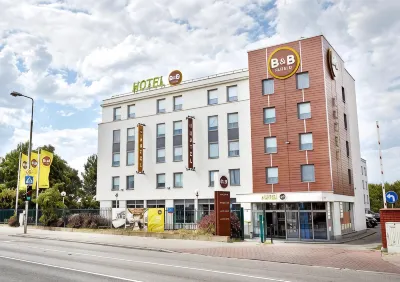 B&B HOTEL Warszawa-Okęcie Hotels in 