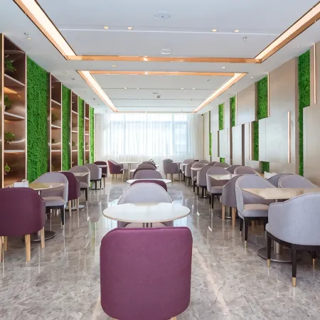 Lavande Hotel (Xinyi Zhongwu Road City Government)
