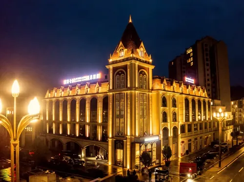 Linzekaer Hot Spring Hotel - Hot Springs