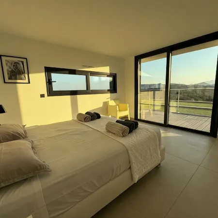 Villa sea view in Pinarello - near Porto-Vecchio